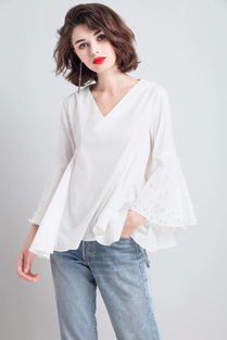 揭秘天價(jià)簽約 280萬爆款女外模，衣品之外的首飾魅力