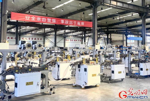 專精特新看中國 機器如何生產(chǎn)機器，模切機獨步全球